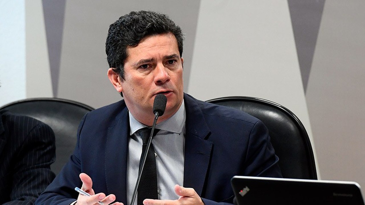 Moro defende Valdemar Costa Neto por 'erros do passado'