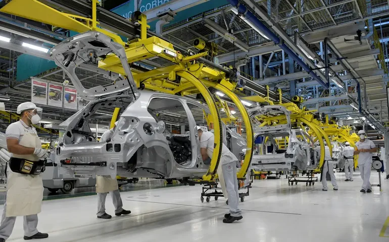 Atividade econômica brasileira cresce 0,4% em fevereiro