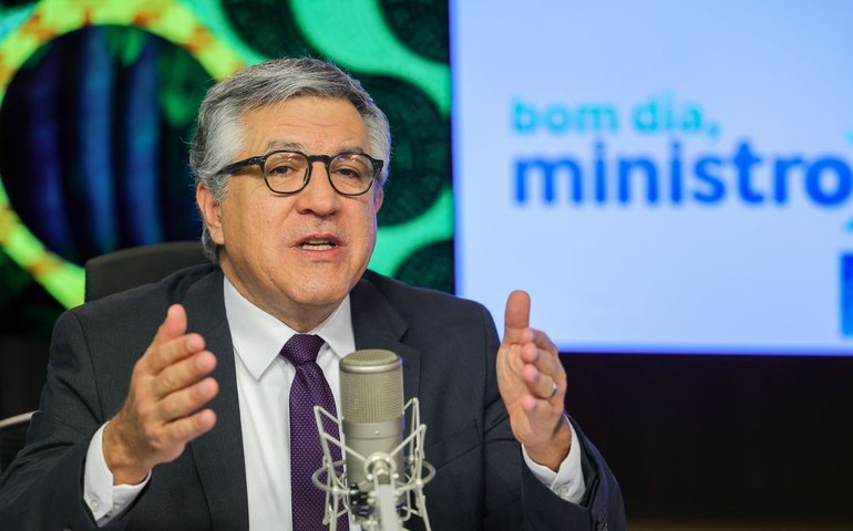 Padilha: Brasil é mediador e só fala sobre Venezuela depois das atas