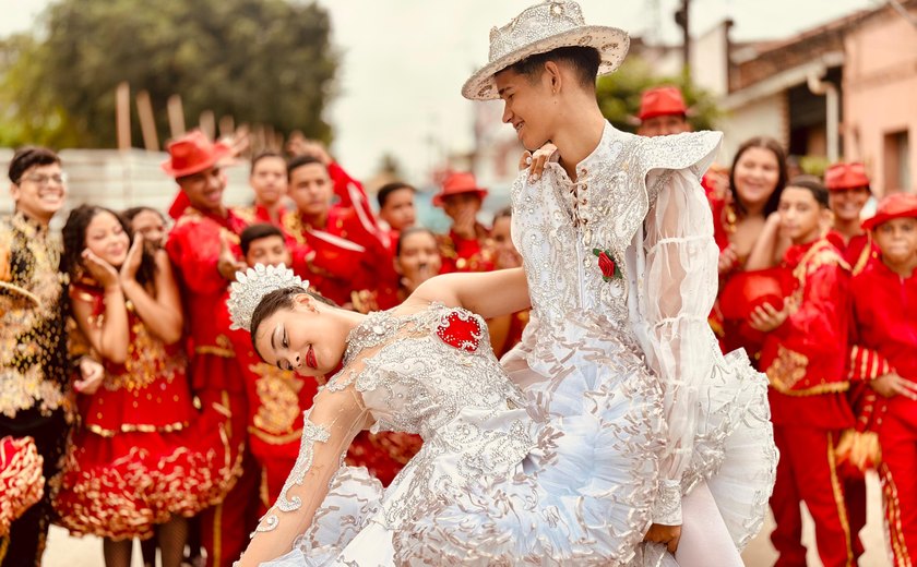 Maior festa junina de Arapiraca, arraiais arrastam os usuários dos CRAS do município