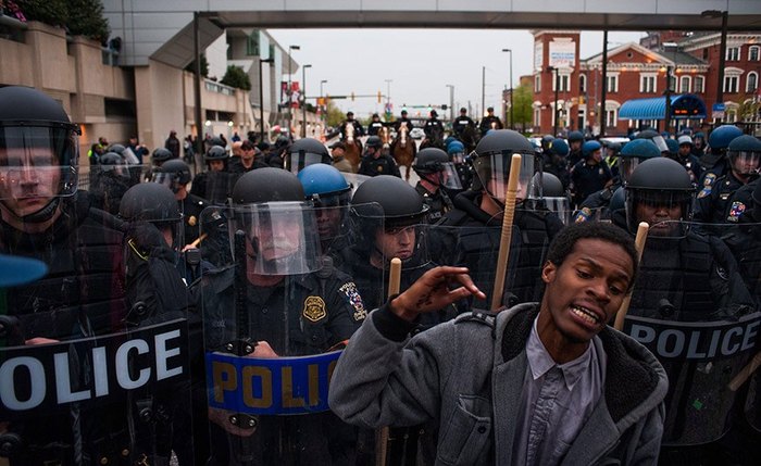 Clamor por igualdade racial: protestos pelo assassinato de George Floyd, um negro de 46 anos, por um policial branco, se espalharam pelos Estados Unidos e pelo mundo  