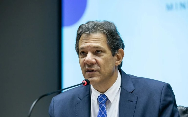 Se arcabouço for aprovado com credibilidade, BC terá que reagir em algum momento, diz Haddad