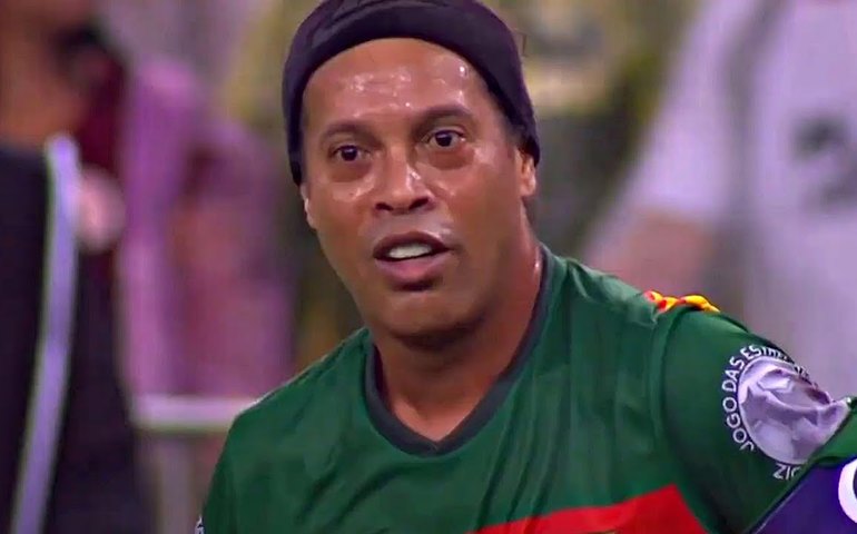 Futebol Solidário: Ronaldinho Gaúcho comanda festa em amistoso de 'União e Esperança' no Maracanã