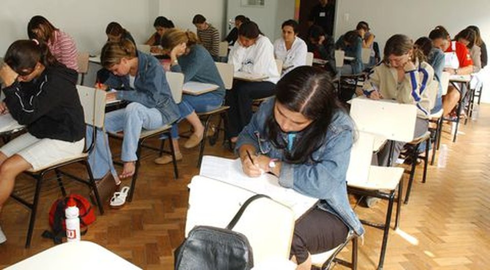 estudantes