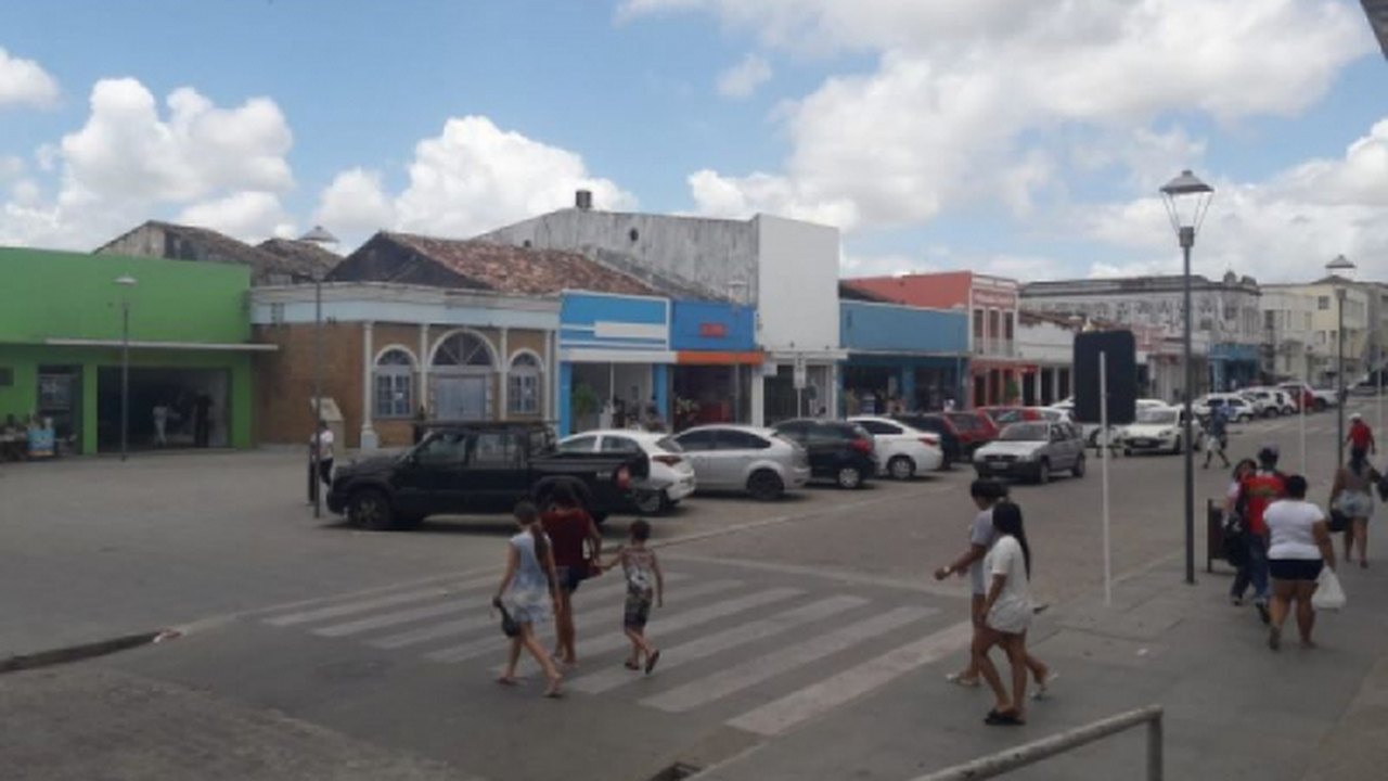 Comércio de Penedo será fechado na sexta, feriado de Tiradentes