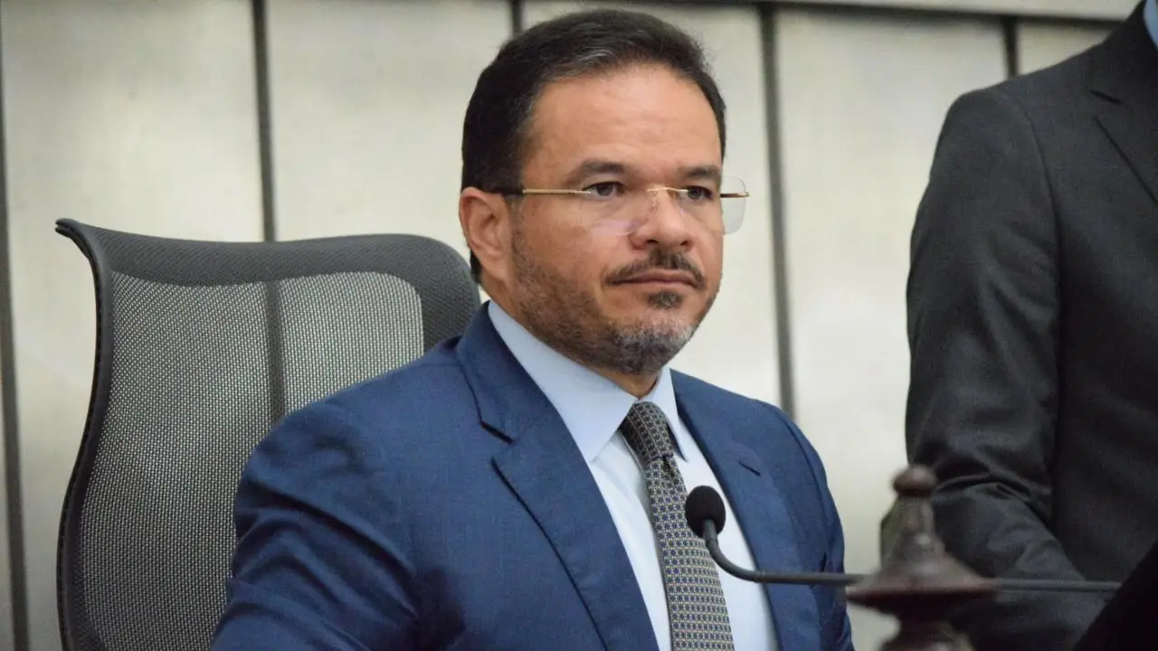 De 2023 para 2024:  “Toda unanimidade é burra”. E na Casa de Tavares Bastos?