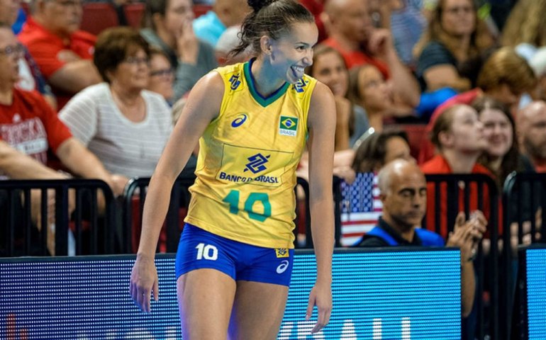 Seleção brasileira de vôlei terá Gabi como capitã na Liga das Nações