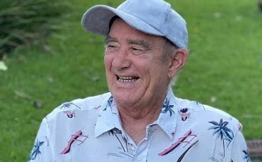 Renato Aragão, o Didi, volta a subir o Cristo Redentor