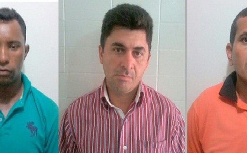Cinco são presos em operação policial em Atalaia