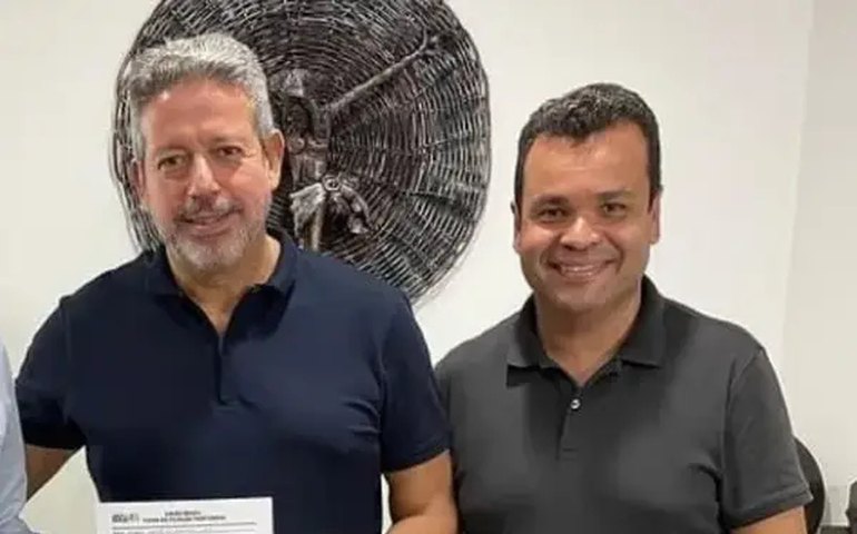 Ex-assessor de Arthur Lira alvo de operação da PF trabalha na liderança do PP e recebe R$ 14,7 mil