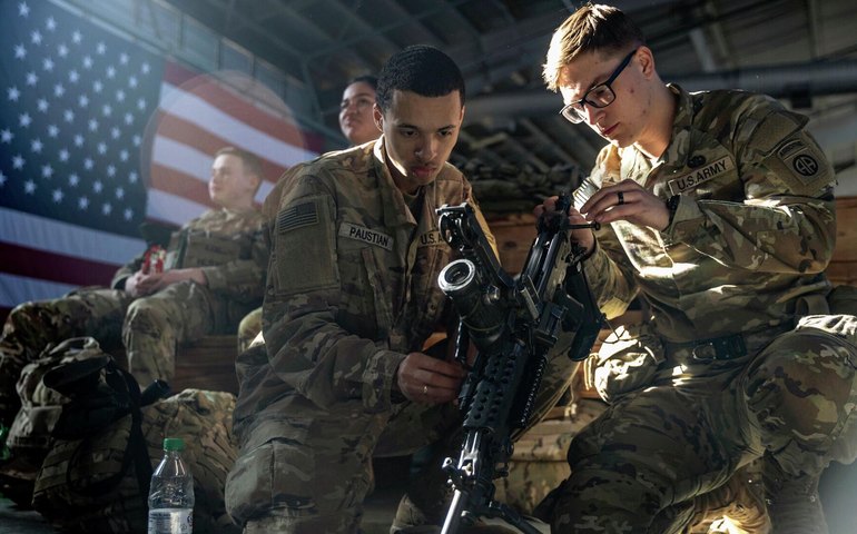 EUA avaliam envio de tropas ao México para combater cartéis, diz mídia