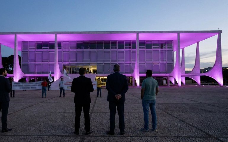 Setembro Roxo, mês de conscientização sobre a fibrose cística, segue para sanção