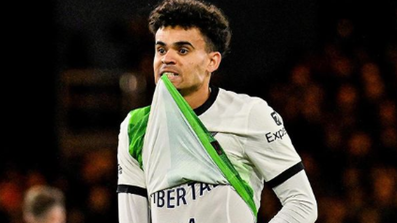 Correção: Luis Díaz marca no final e Liverpool arranca empate com o Luton no Campeonato Inglês