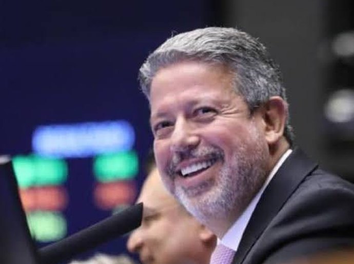 Após Quaest confirmar 1º lugar, nova pesquisa TDL comprova liderança absoluta de Arthur Lira na corrida para o Senado