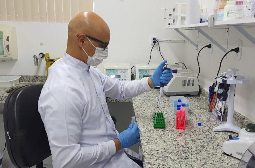Polícia Científica identifica vítima carbonizada em caminhonete por meio de exame de DNA