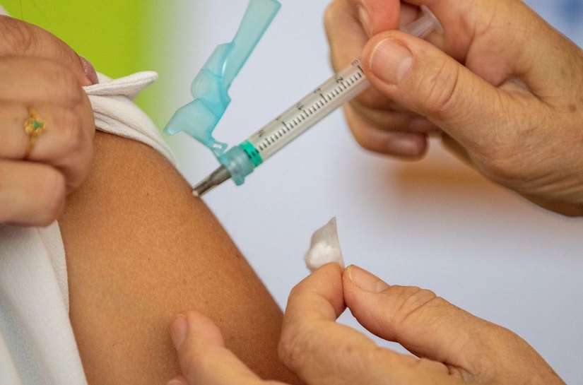 Vacinação da Covid-19 com a Pfizer Monovalente será feita em apenas três locais em Maceió