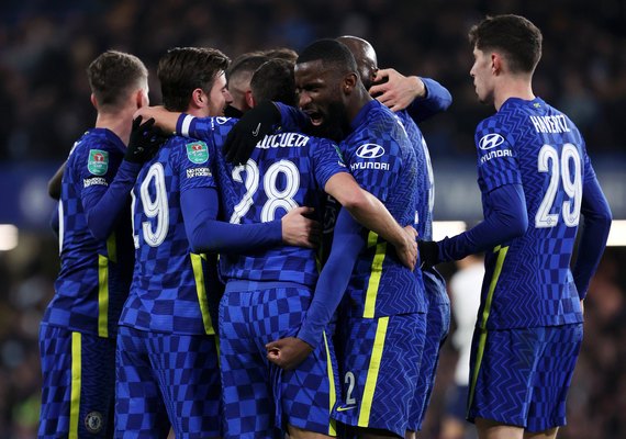 Chelsea ganha a 1ª no Inglês ao golear o Wolverhampton por 6 a 2, com 3 gols de Madueke
