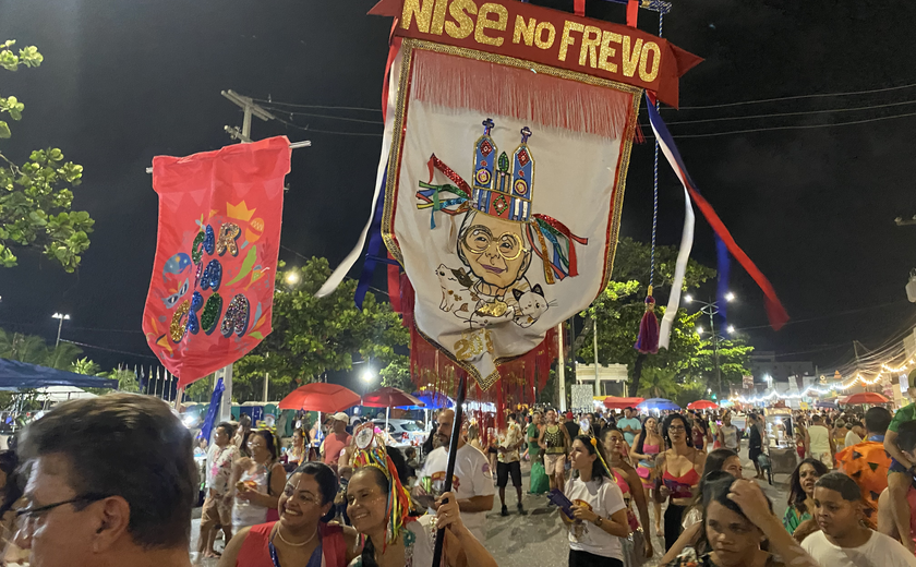 2ª edição do bloco leva diversão e conscientização sobre saúde mental para prévias carnavalescas do Jaraguá