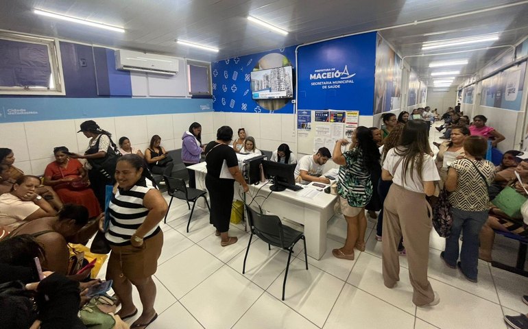 Triagem para cirurgias de catarata movimenta Pam Salgadinho no sábado