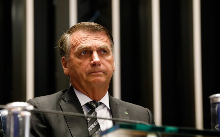 YouTube derruba live de 2021 com ataque de Bolsonaro às urnas eletrônicas