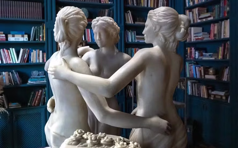 'Três Graças': Após ser expulsa de casa, Lucélia rouba fortuna, é traída e perde tudo