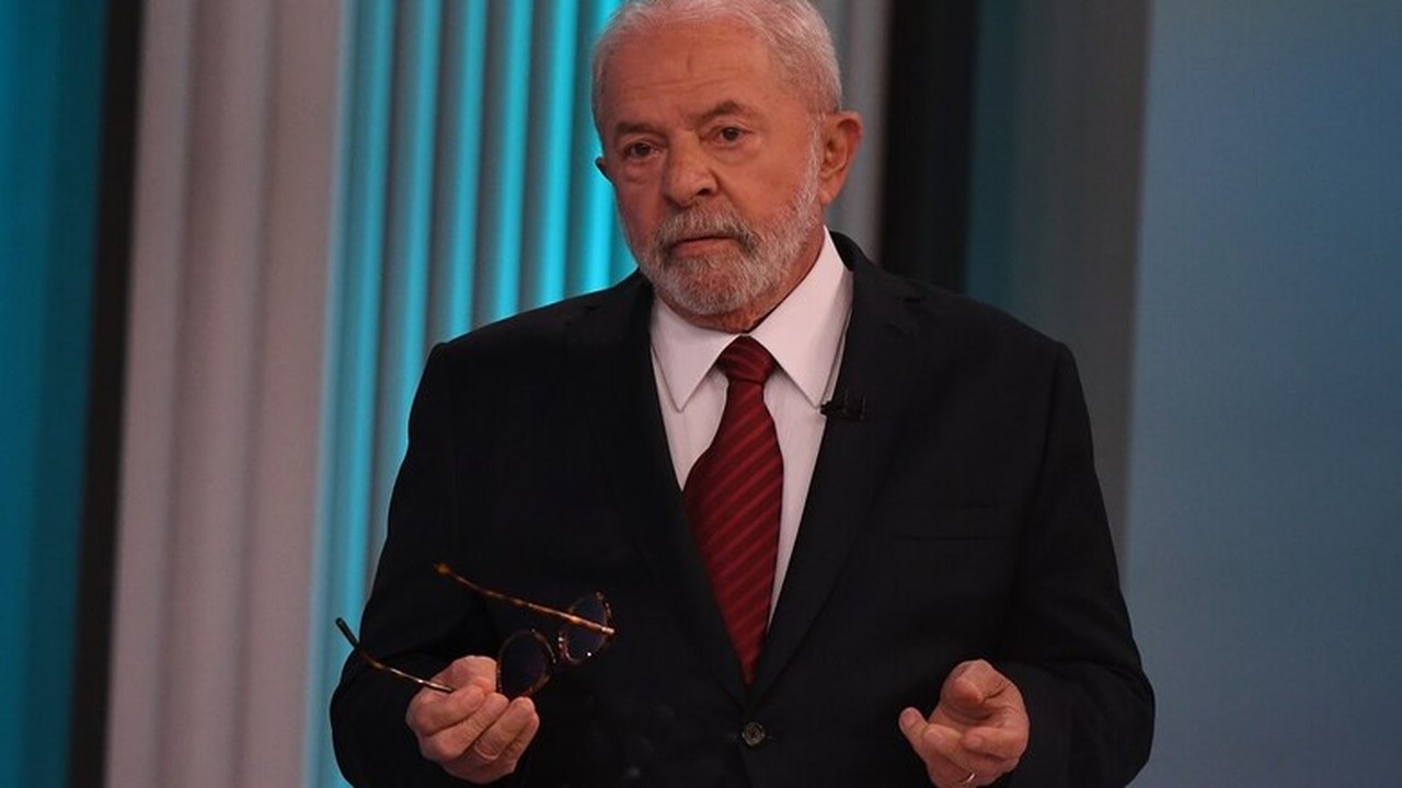 Lula lamenta agressividade do debate e volta a chamar Temer de golpista