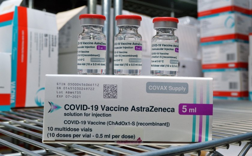 Sesau distribui 39.195 doses de vacinas contra a Covid-19 para imunizar pessoas de 59 e 58 anos