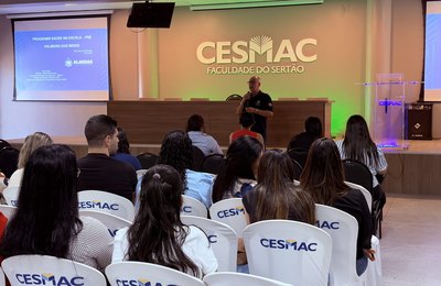 Profissionais da Atenção Primária de Palmeira participam de formação sobre Saúde na Escola