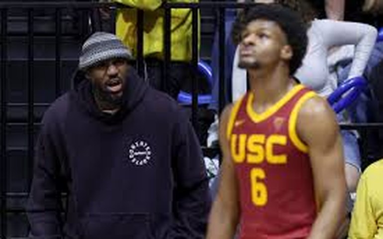 Draft da NBA: Com LeBron no mercado, filho aceita convites de dois times