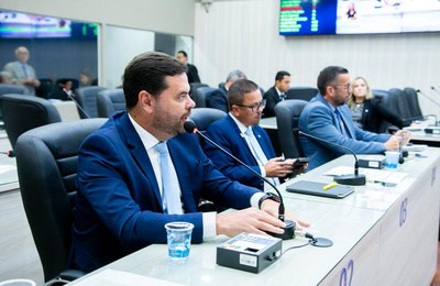 Vereador Chico Filho repercute entrega de pavimentação de 114 ruas na Santa Lúcia