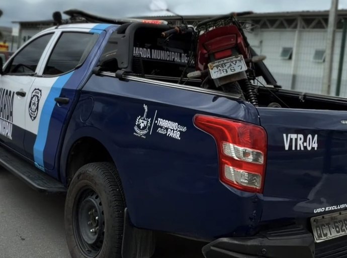 Guarda Municipal de Delmiro recupera moto com registro de furto