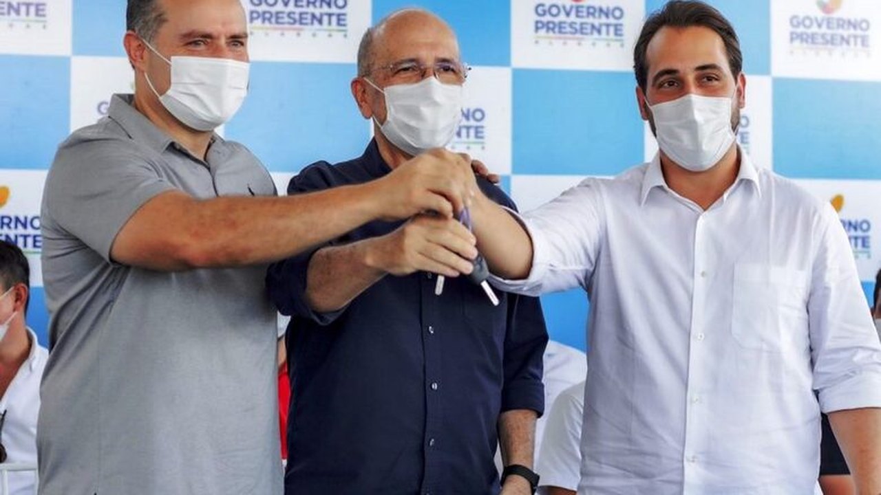 Governador Renan Filho e Prefeito Ronaldo Lopes inauguram obras em Penedo