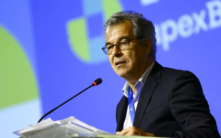 País está entrando em era trilionária de comércio e investimentos, diz presidente da ApexBrasil