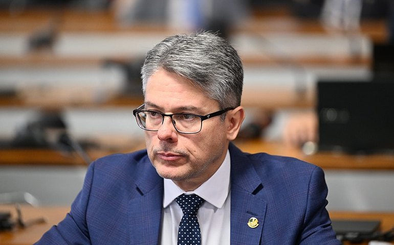 CDH aprova fim de limite para mulheres em forças de segurança pública