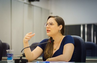 Vereadora Olívia Tenório denuncia descaso da Veleiro com funcionários e passageiros