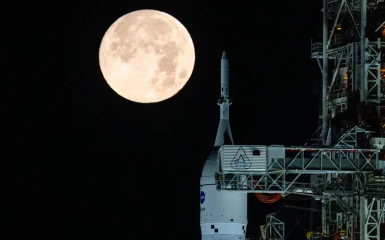 NASA espera que os vazamentos de combustível sejam corrigidos à medida que lança outro teste de contagem regressiva para o moonshot Artemis II
