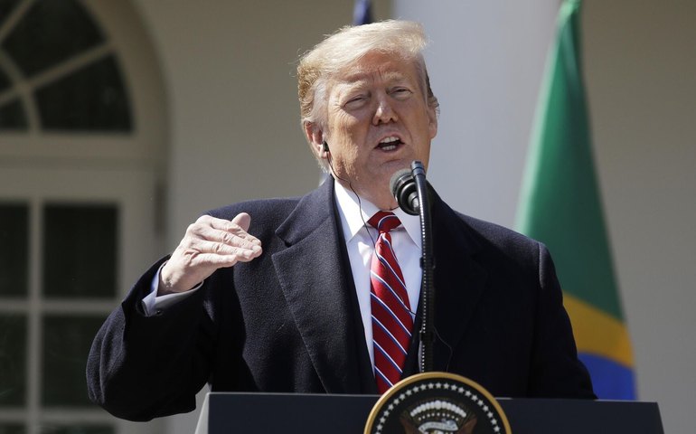 Tarifas: quase 60% dos brasileiros afirmam que Trump erra ao pedir fim de julgamento de Bolsonaro