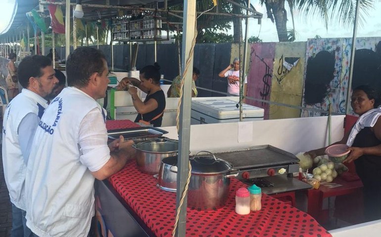 Vigilância Sanitária realiza fiscalizações no 1º dia do São João de Jaraguá e Tabuleiro
