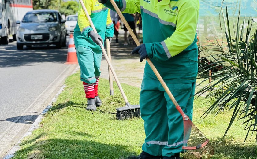 Operação Vias Belas: serviços de limpeza embelezam principais avenidas da capital