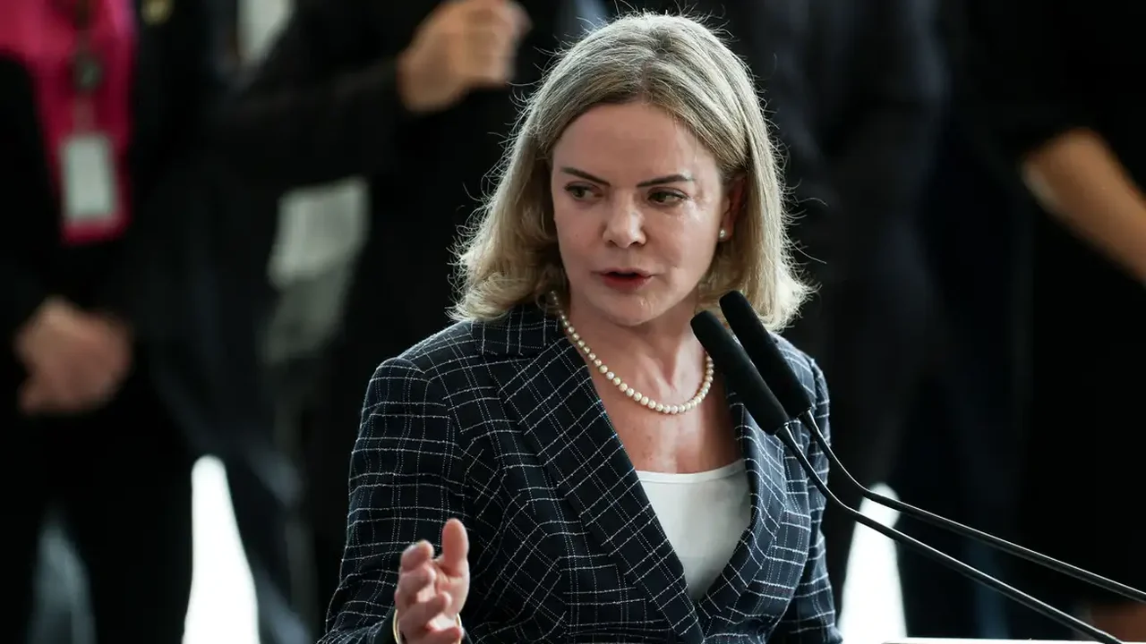 Gleisi Hoffmann destaca avanço em recuo de Derrite no Projeto Antifacção