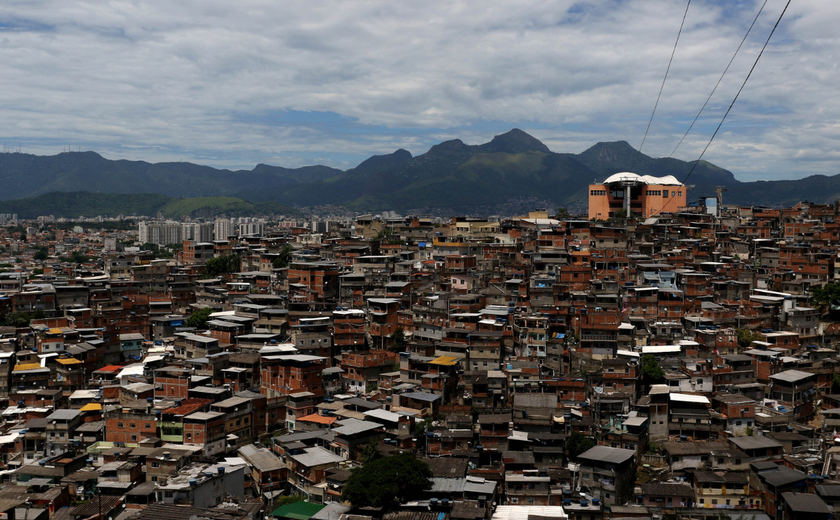 País tem 16 milhões em favelas; maioria delas está em SP