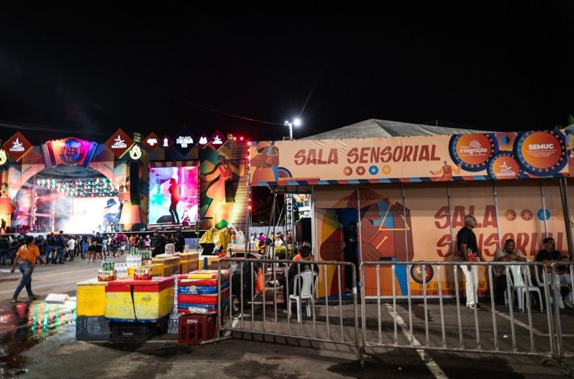 Sala sensorial amplia inclusão e acolhe pessoas neurodivergentes no São João Massayó