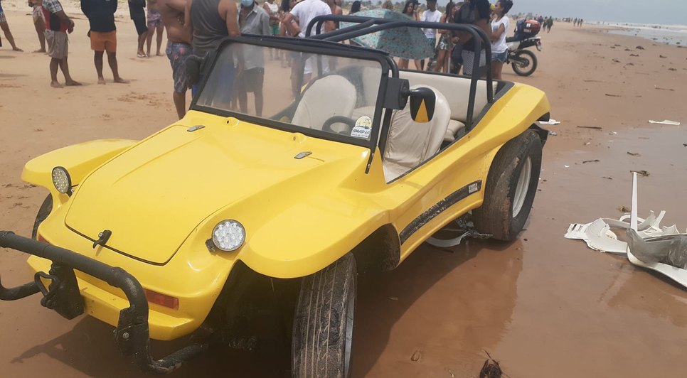Oito familiares são atropelados em faixa de areia na Barra dos Coqueiros / Foto: Foto: CPTran/Divulgação