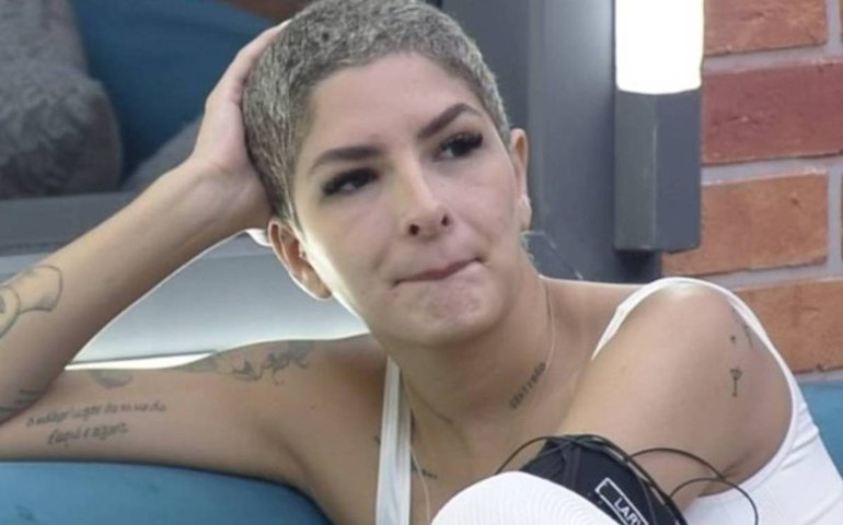 &#8216;A Fazenda 13&#8217;: Lary Bottino é a quinta eliminada do reality