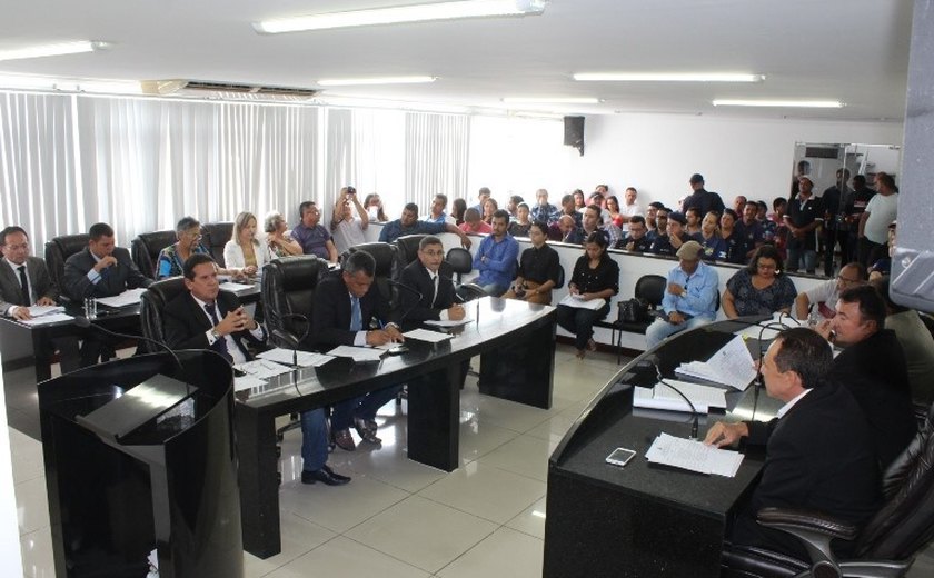 Câmara de Delmiro Gouveia realiza sessão solene em alusão ao Outubro Rosa