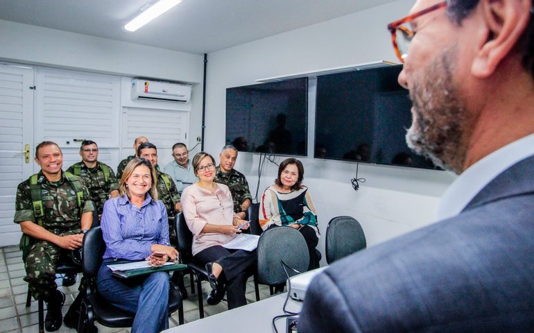 CPRM apresenta estudo sobre a região do Pinheiro ao Exército