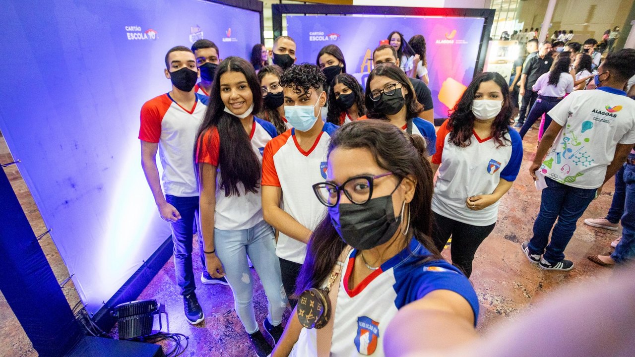 Governo de Alagoas lança programas para o fortalecimento do ensino e aprendizagem