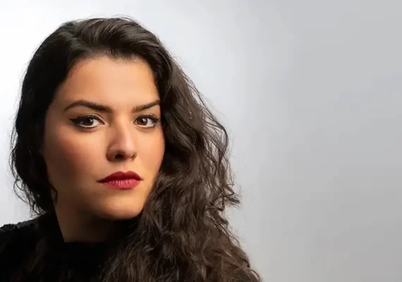 Brasileira Marcela Rahal vence concurso de canto lírico em Barcelona