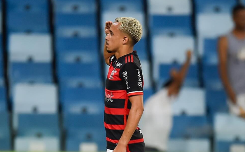 Jovens da base decidem e Flamengo derrota o Cuiabá de virada na Arena Pantanal