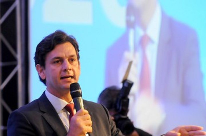 Presidente da AMA diz que prefeitos garantem 13º salário deste ano